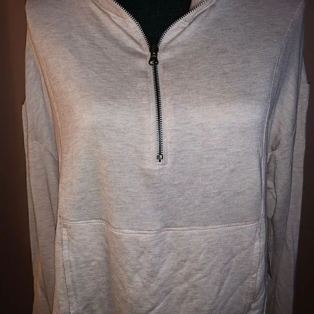 Balance Collection Julia Sweatshirt - Picture 3 of 6